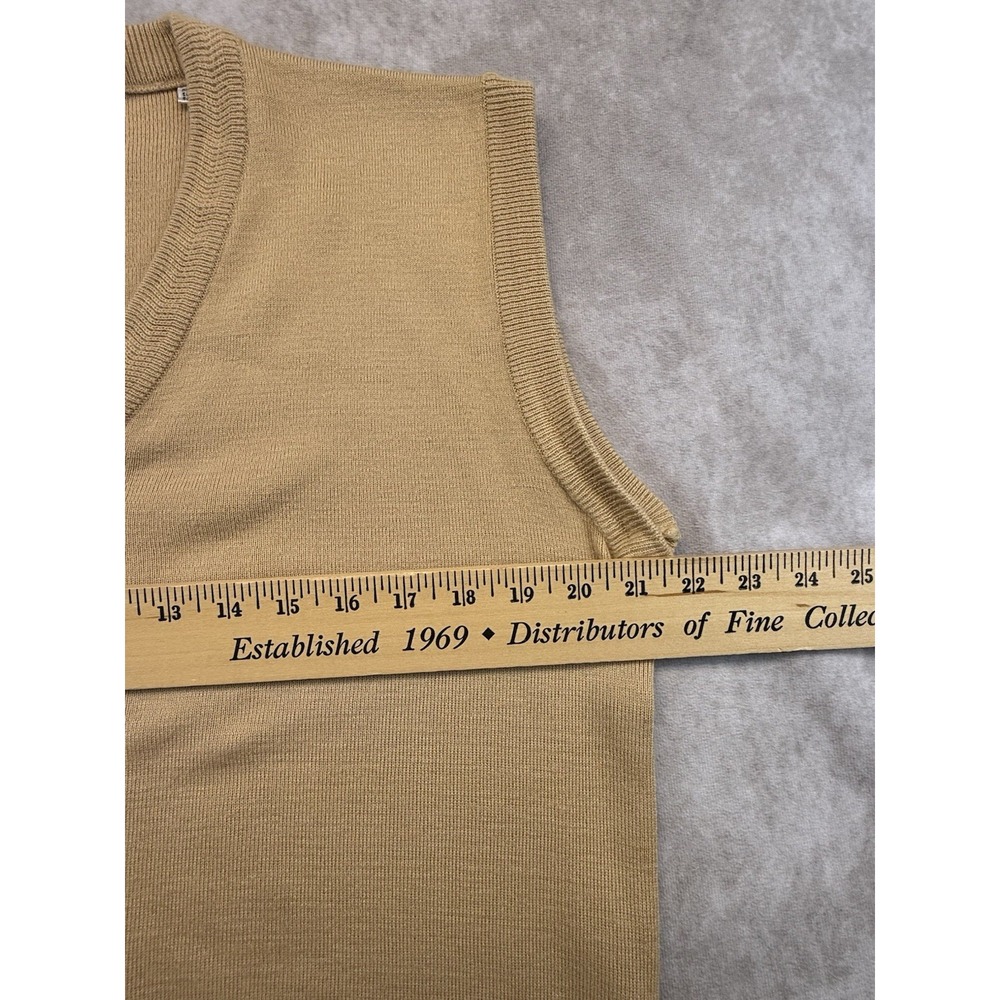 Vintage Gabicci Men's M Camel Sweater Vest V Neck Wool Knit Made Korea Logo - Picture 9 of 10